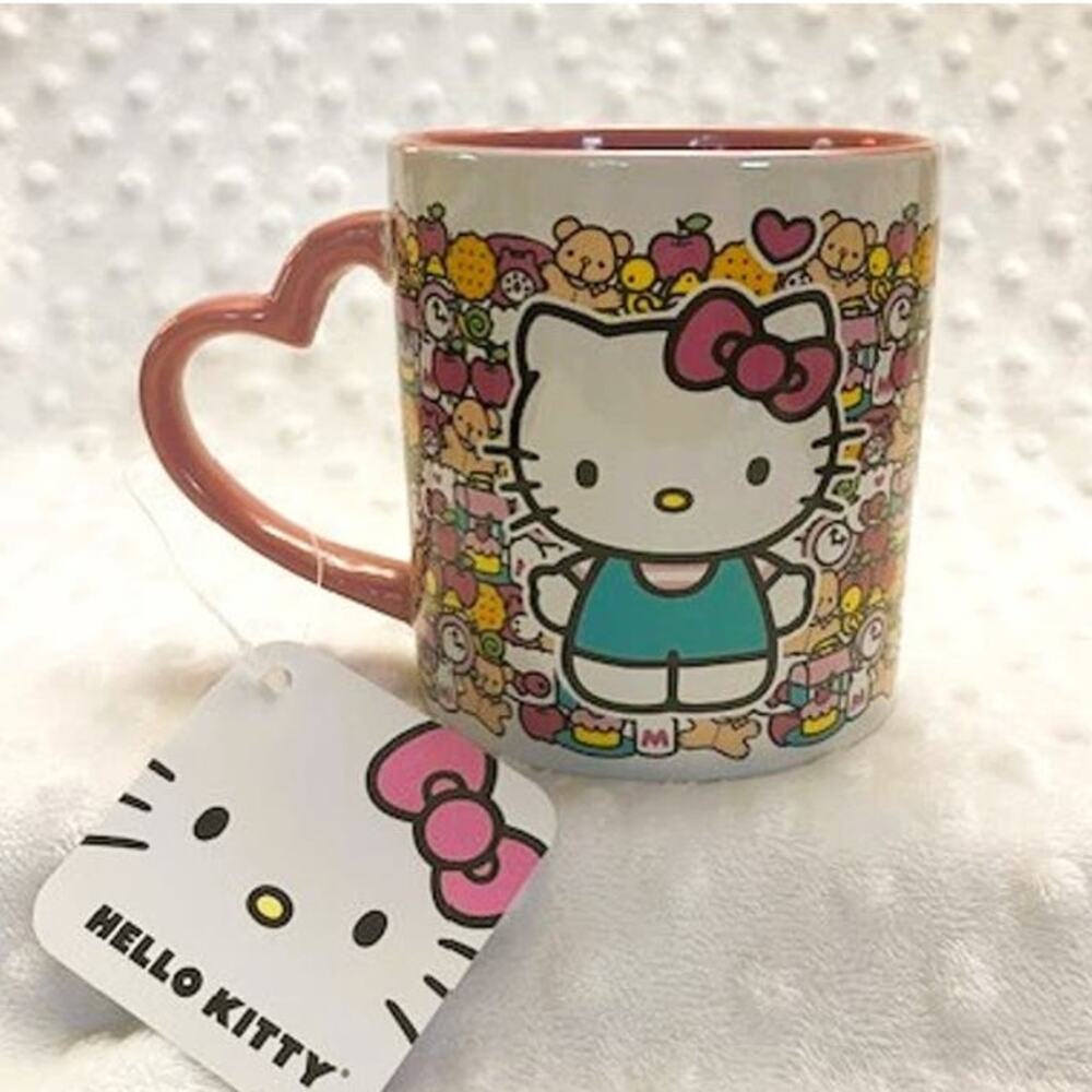 Hello Kitty Heart Handle "Favorite Things" 14oz Cafe Mug-NEW